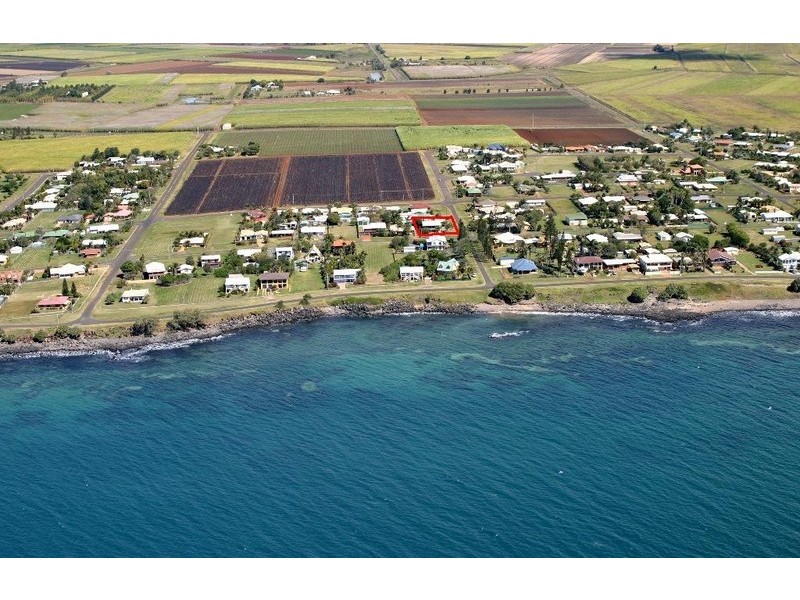 38 Nielson Ave, Burnett Heads QLD 4670