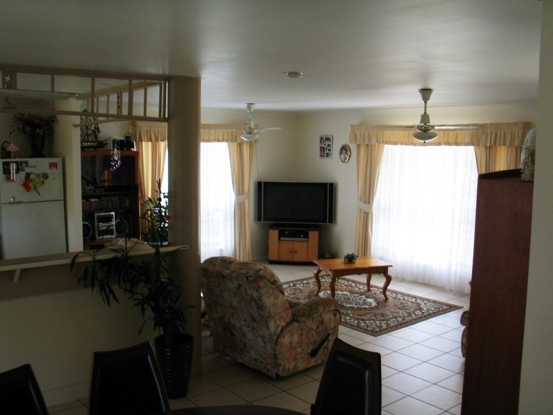 38 Nielson Ave, Burnett Heads QLD 4670