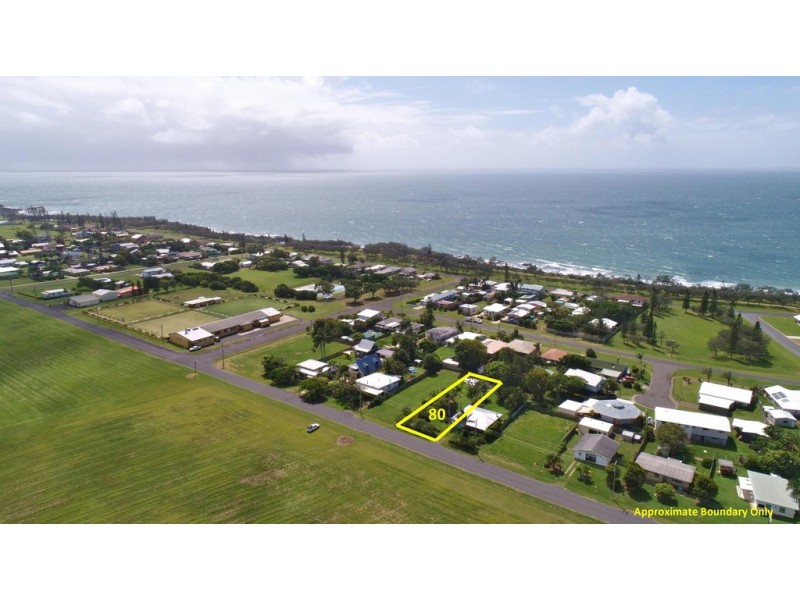 80 Welch Street, Elliott Heads QLD 4670