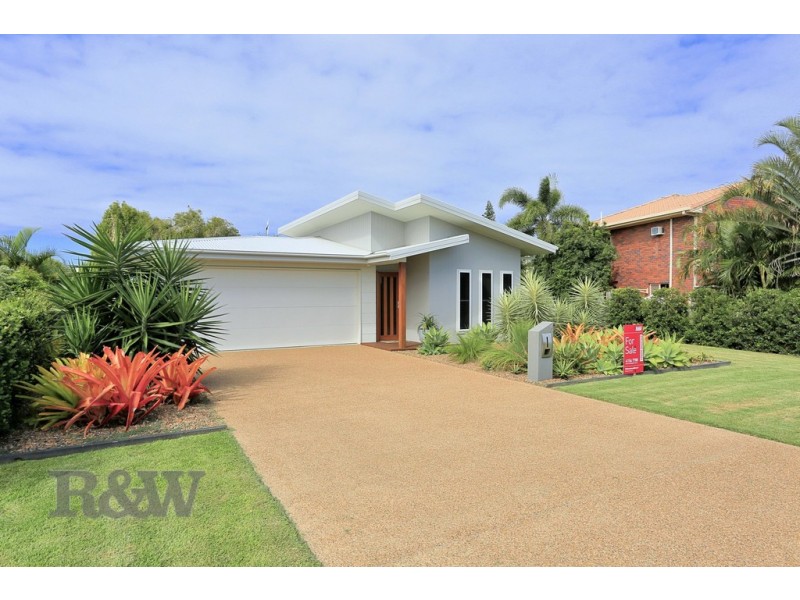 16 Shoreline Crescent, Bargara QLD 4670