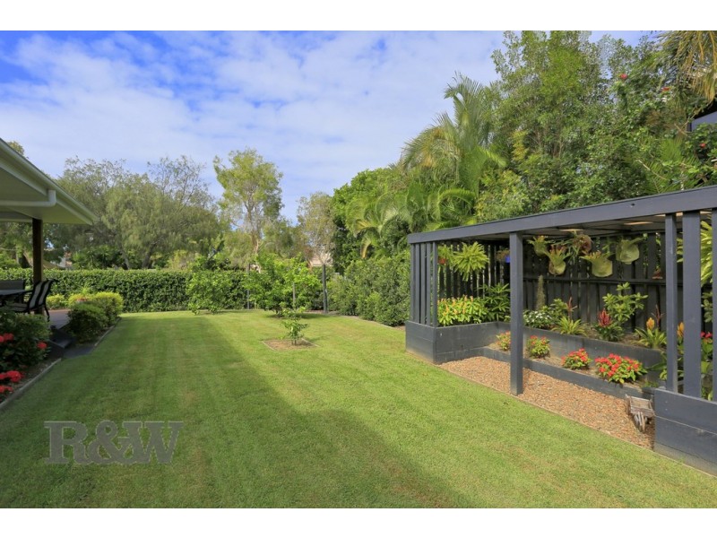 16 Shoreline Crescent, Bargara QLD 4670