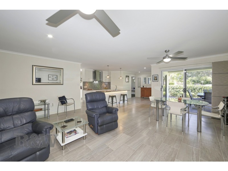 16 Shoreline Crescent, Bargara QLD 4670