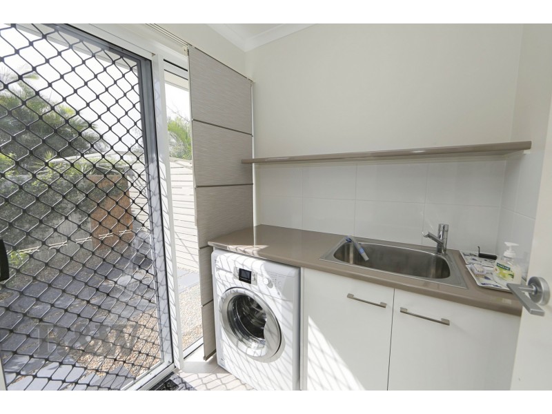 16 Shoreline Crescent, Bargara QLD 4670