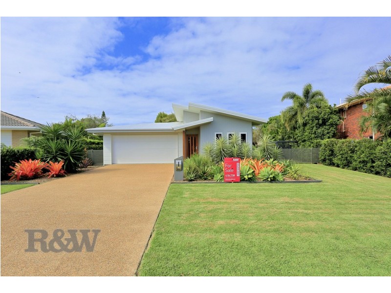 16 Shoreline Crescent, Bargara QLD 4670