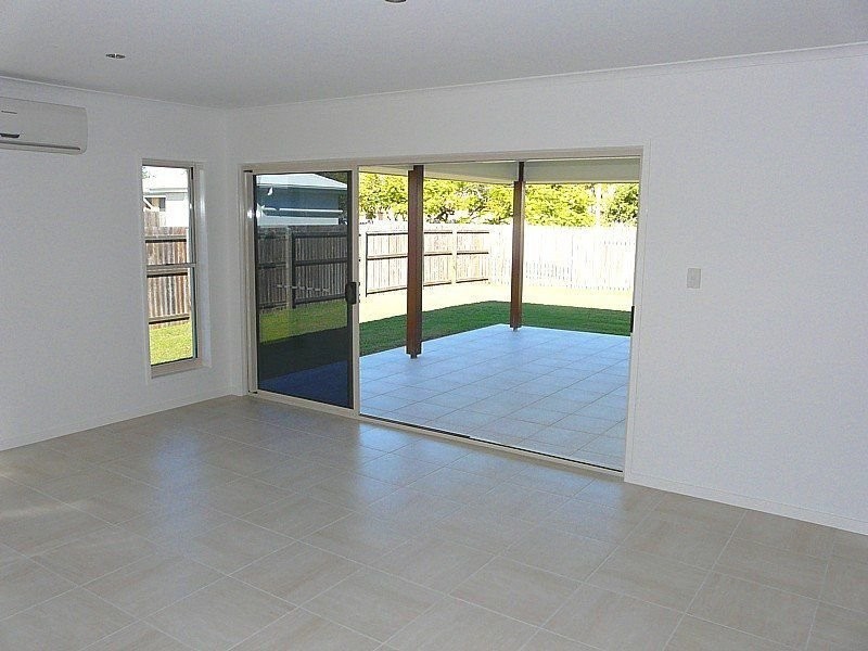 43 Grimwood Street, Bargara QLD 4670