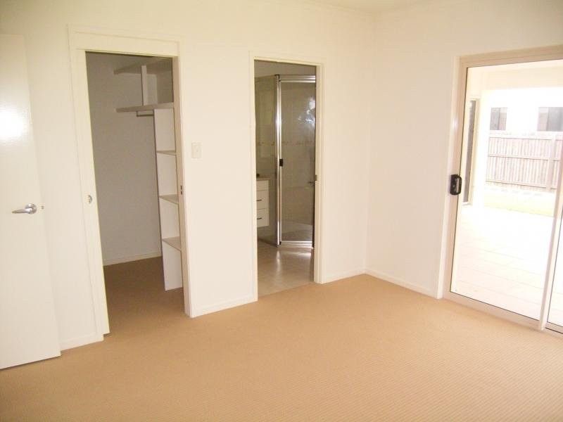 43 Grimwood Street, Bargara QLD 4670