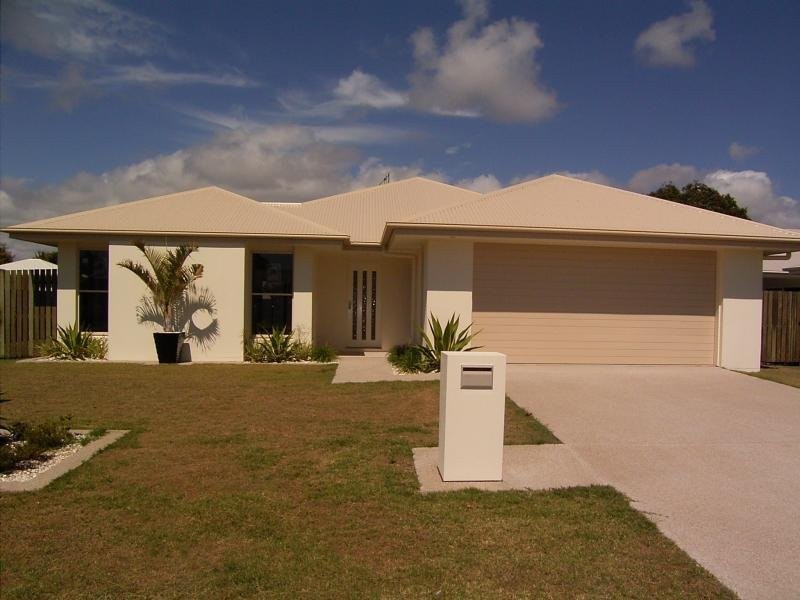 43 Grimwood Street, Bargara QLD 4670