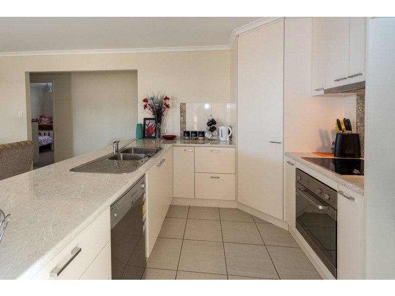 8 Avalon Street, Burnett Heads QLD 4670