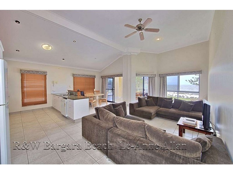 Unit 3 81 Esplanade,, Bargara QLD 4670