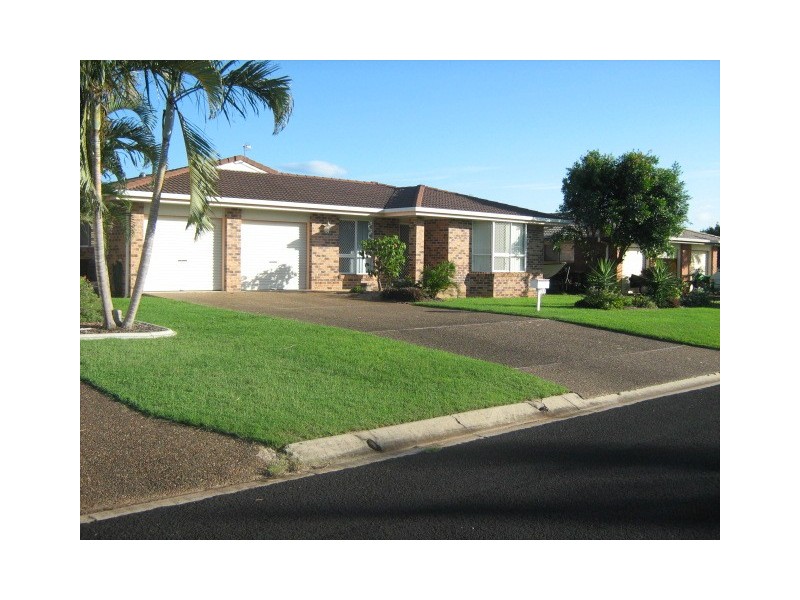 22 Fairway Drive, Bargara QLD 4670