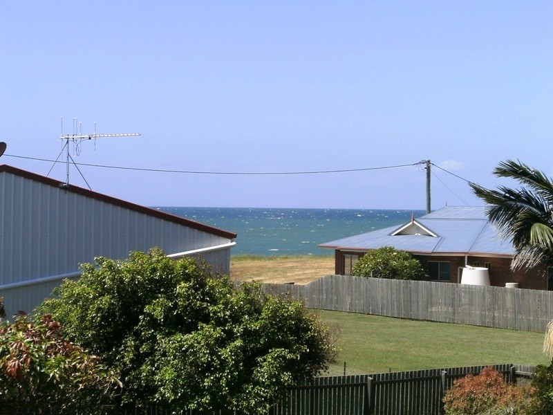 57 Nielson Avenue, Burnett Heads QLD 4670
