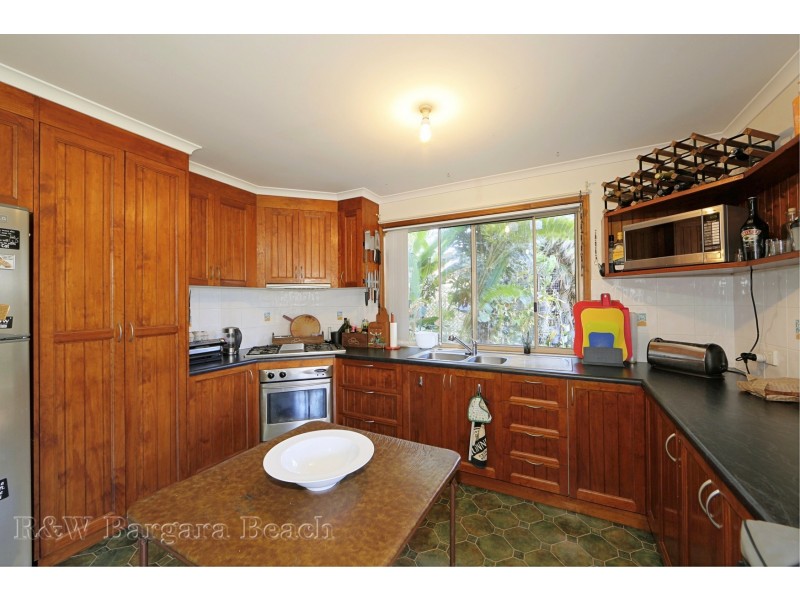 165 Barolin Esplanade, Coral Cove QLD 4670