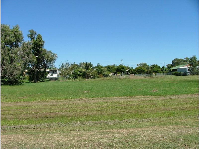 10 Doctor Street, Burnett Heads QLD 4670