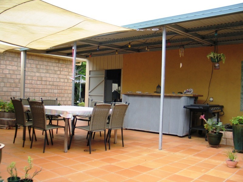 87 Shelley Street, Burnett Heads QLD 4670