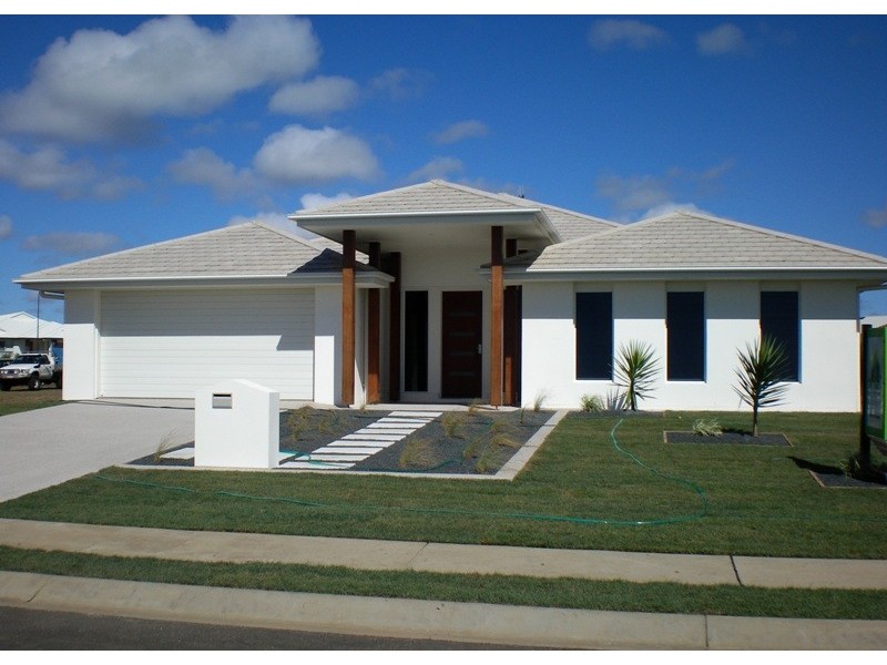 14 Parkside Parade, Bargara QLD 4670