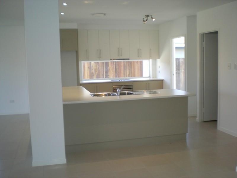 14 Parkside Parade, Bargara QLD 4670