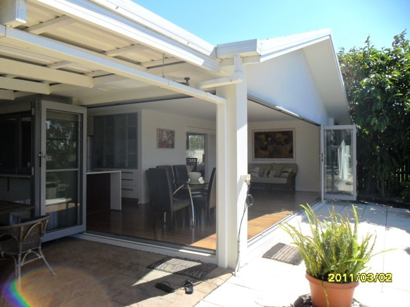 11 Palm Street, Innes Park QLD 4670
