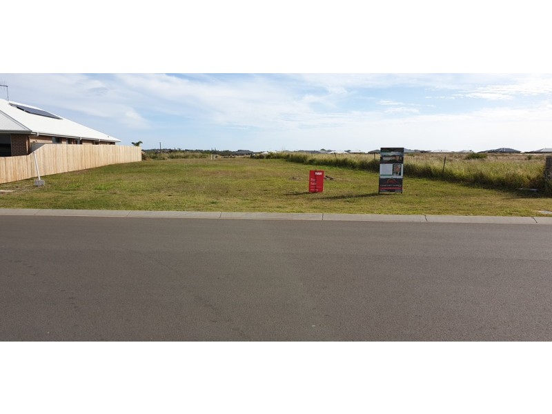 60 Wearing Road, Bargara QLD 4670