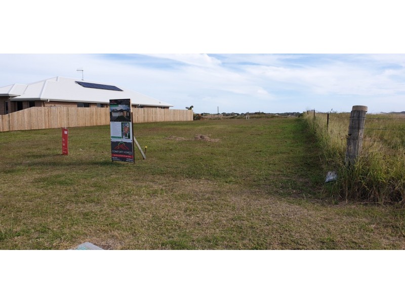 60 Wearing Road, Bargara QLD 4670