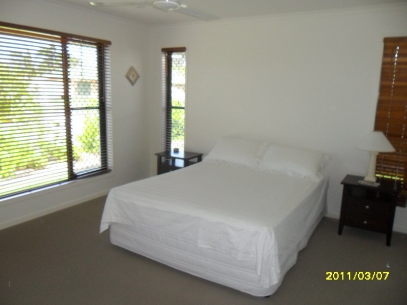 House 3, 41 Grimwood Street, Bargara QLD 4670