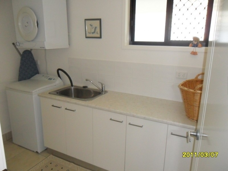 House 3, 41 Grimwood Street, Bargara QLD 4670