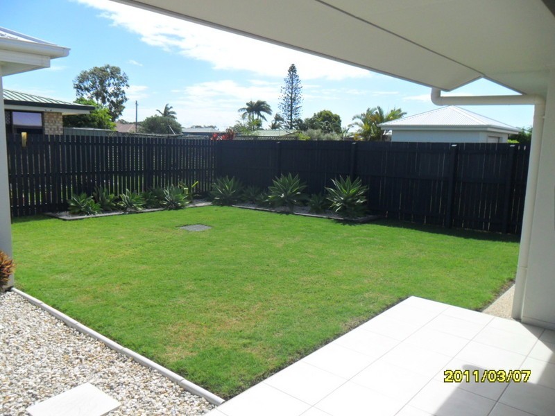 House 3, 41 Grimwood Street, Bargara QLD 4670