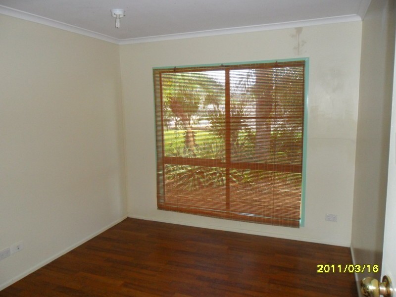 8 Bisdee Street, Coral Cove QLD 4670