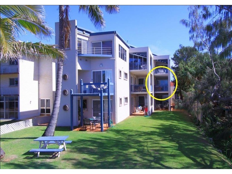 Unit 4, The Waves, 8 Miller Street, Bargara QLD 4670