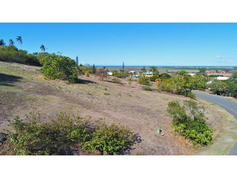 10 Finemore Crescent, Qunaba QLD 4670
