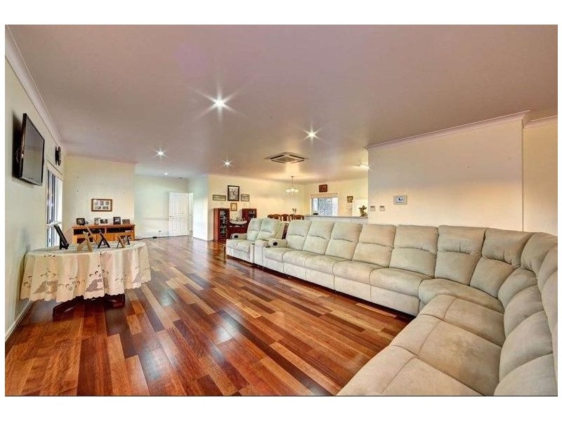 36 Workmans Road, Sharon QLD 4670