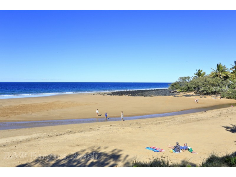 4/6 Miller Street, Bargara QLD 4670