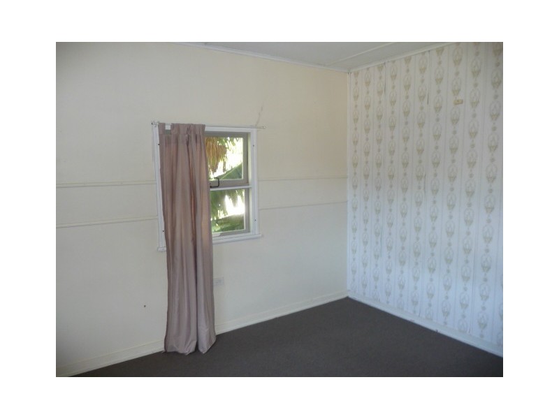 27 Holland Street, Bargara QLD 4670