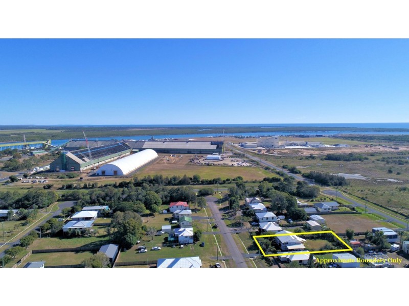 29 Doctor Street, Burnett Heads QLD 4670