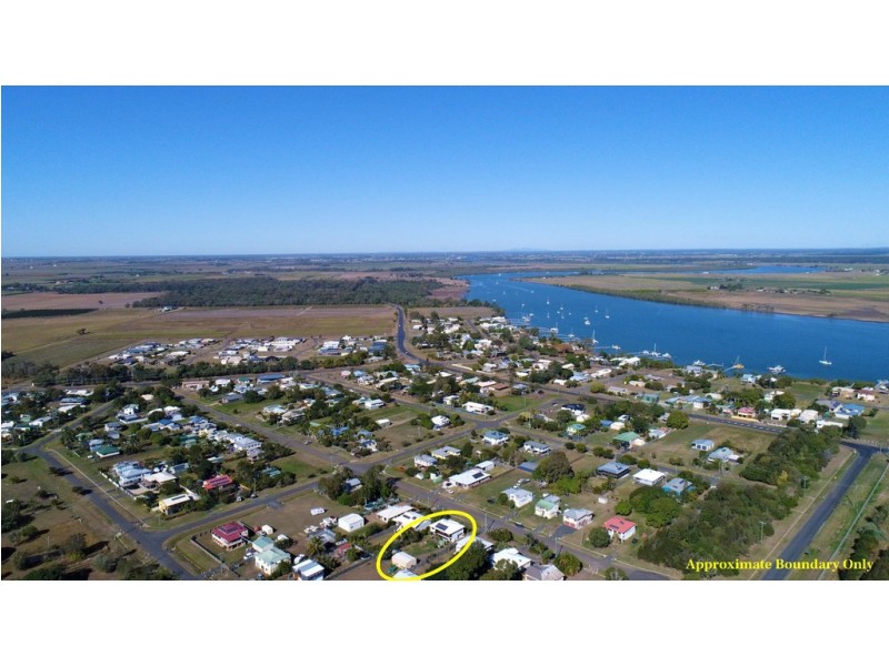29 Doctor Street, Burnett Heads QLD 4670