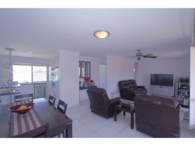 2 Foreshore Parade, Bargara QLD 4670