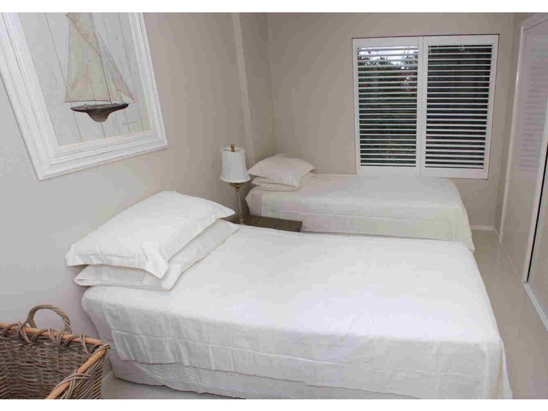 Unit 6,  The Waves, 8 Miller Street, Bargara QLD 4670