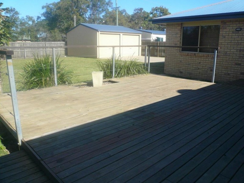 18 The Strand East, Thabeban QLD 4670