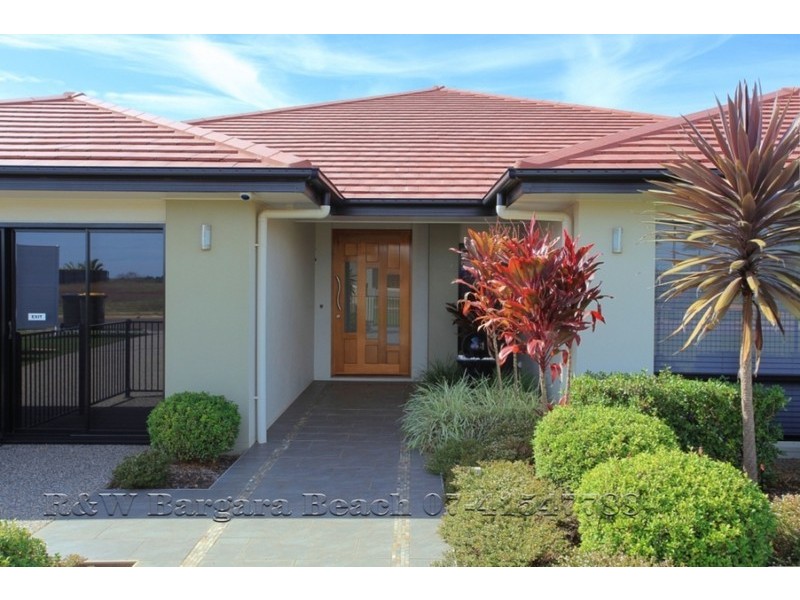 15 Panoramic Way, Bargara QLD 4670