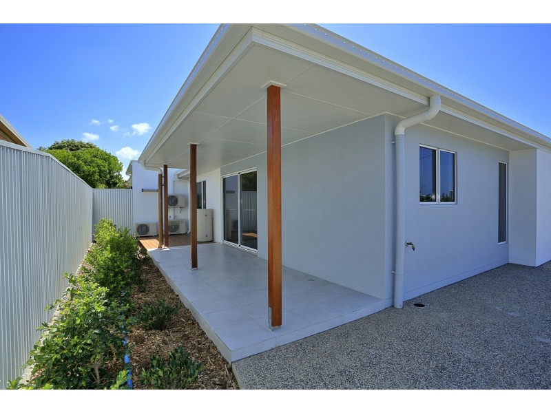 Units 2-4 @ 11 Holland Street, Bargara QLD 4670