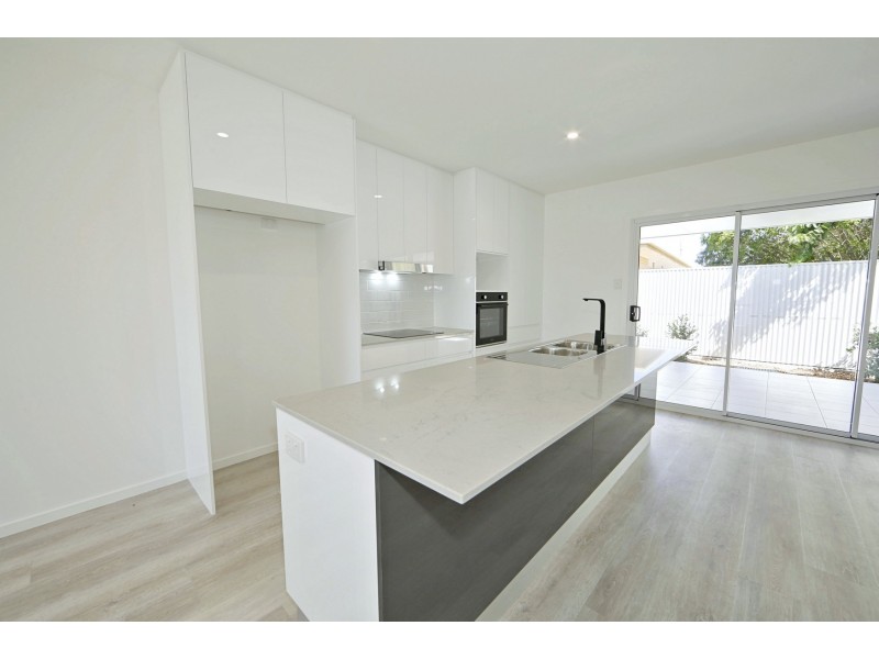 Units 2-4 @ 11 Holland Street, Bargara QLD 4670