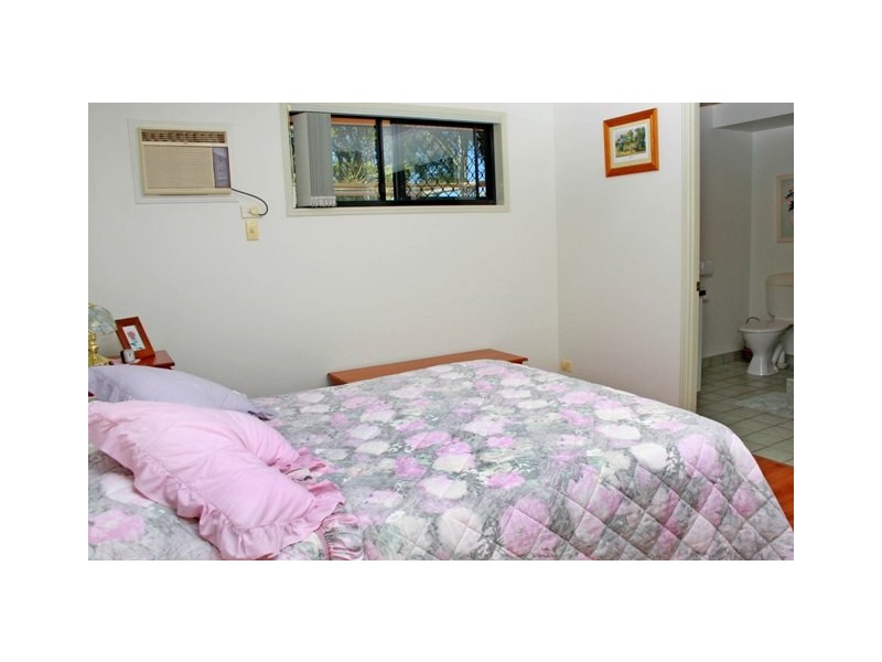 48 Linden Crescent, Qunaba QLD 4670