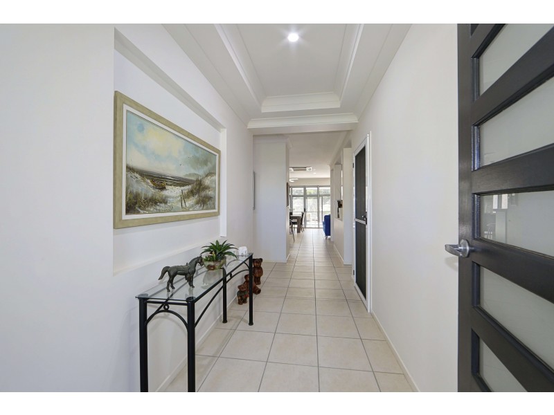 6 Breeze Drive, Bargara QLD 4670