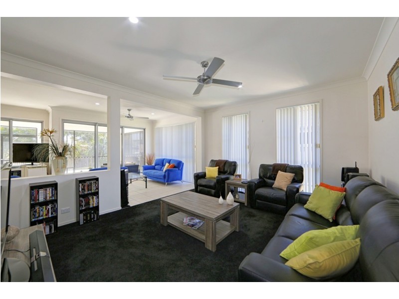 6 Breeze Drive, Bargara QLD 4670