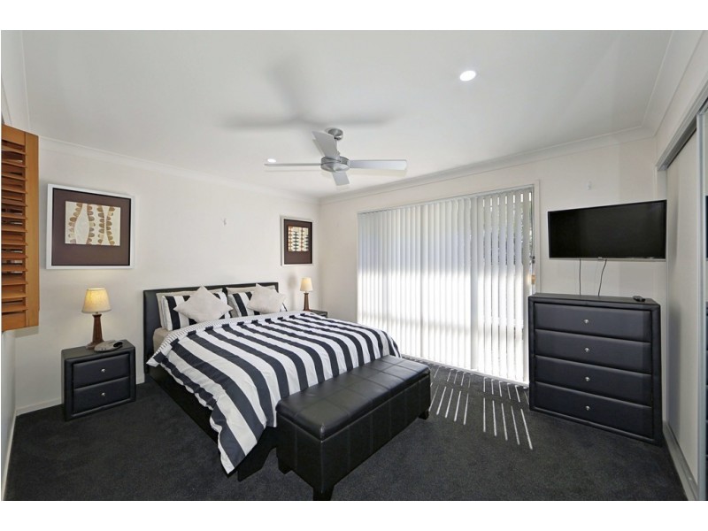 6 Breeze Drive, Bargara QLD 4670