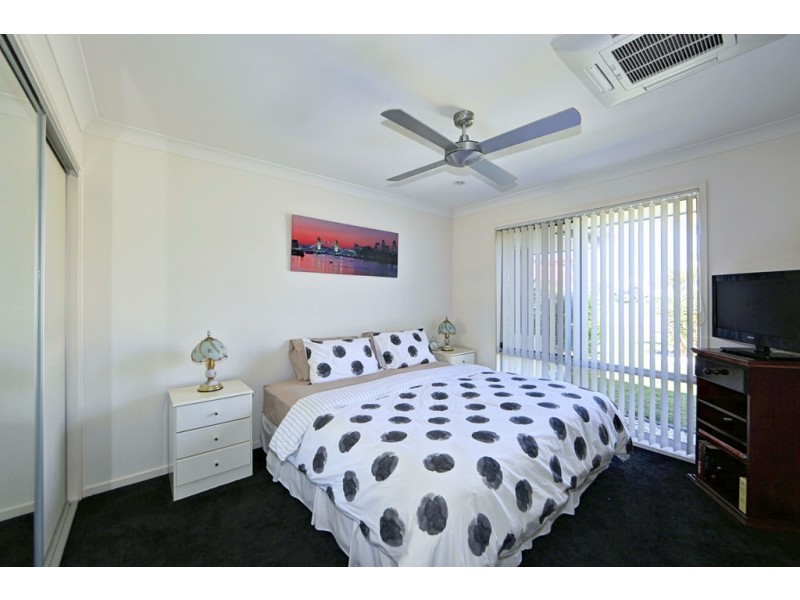 6 Breeze Drive, Bargara QLD 4670