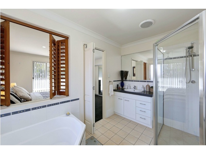 6 Breeze Drive, Bargara QLD 4670