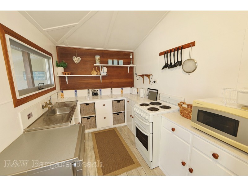 5 Rule Street, Elliott Heads QLD 4670