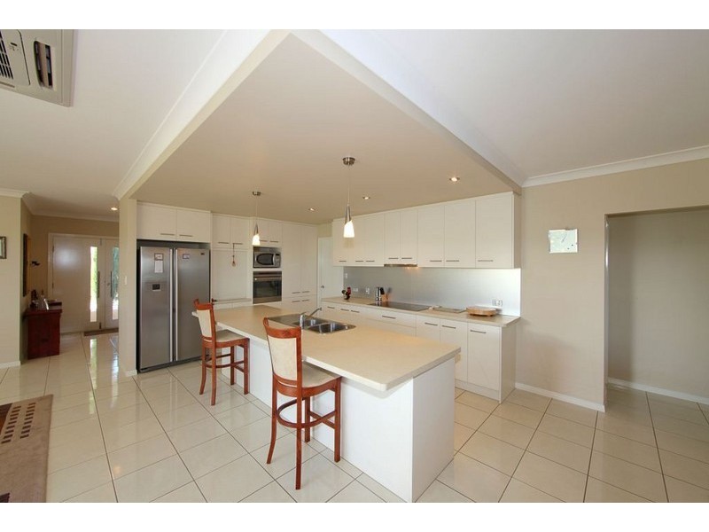 24 Hillcrest Court, Bargara QLD 4670