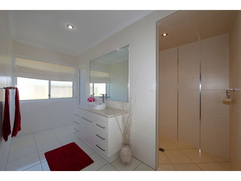 24 Hillcrest Court, Bargara QLD 4670