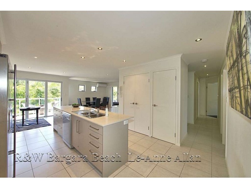Unit 5, Beachbreak, 6 McDougall Street, Bargara QLD 4670